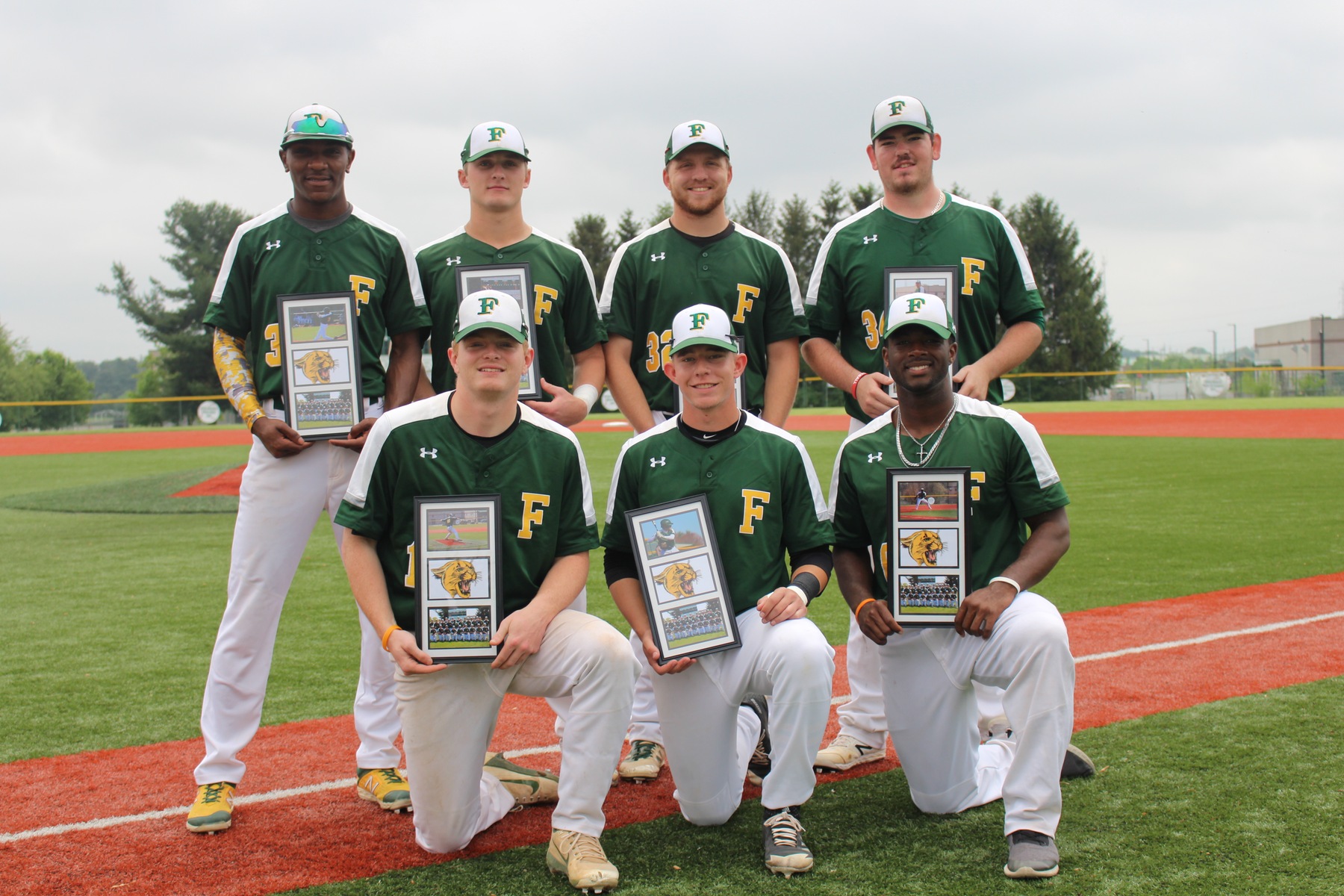 Baseball wins in extras on Sophomore Day