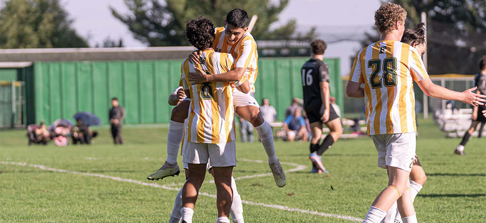 Cougars Ranked No. 18 in United Soccer Coaches Poll, Ready for Postseason Push