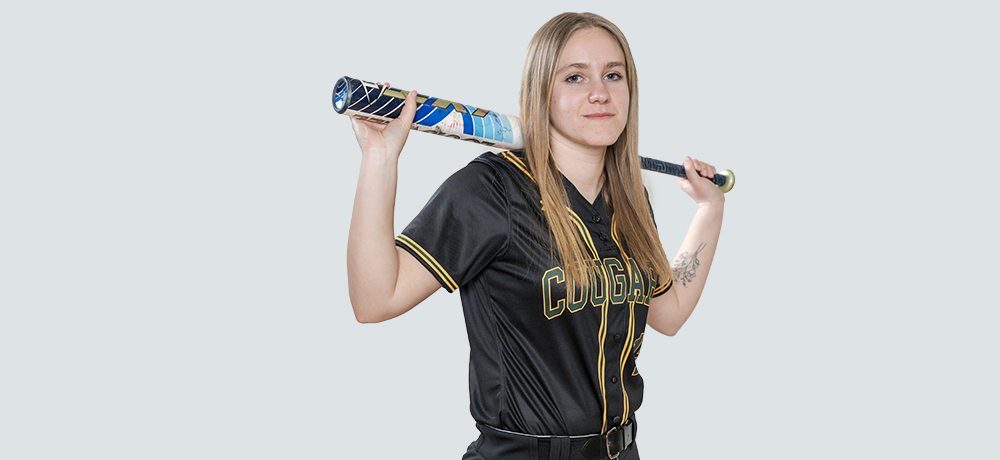 Cougars Earns First Win in Extra-Inning Thriller
