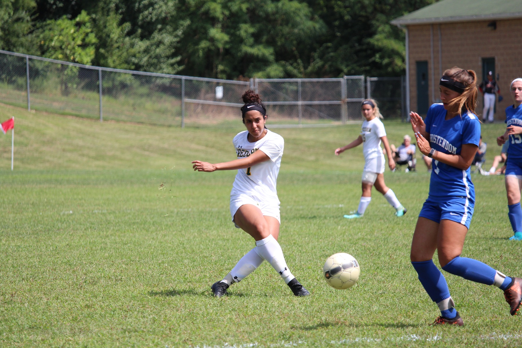Cougars Tame Catamounts in Women's Soccer Victory