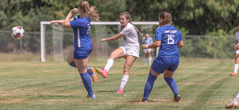 Women&rsquo;s Soccer Opens Strong but Drops Home Opener 5-2